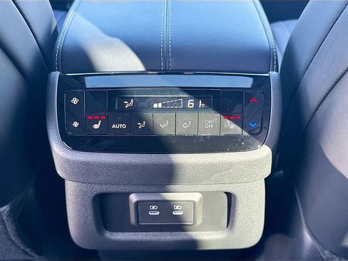 Used 2026 INFINITI QX60 Sport w/ Dark Cargo Package image 28