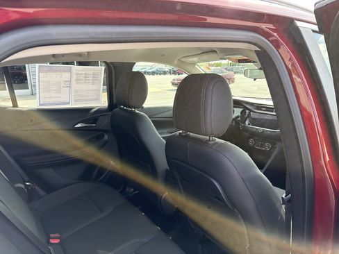 Used 2023 Buick Encore GX Select w/ Safety Package II AWD/4WD image 53