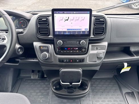 Used 2024 RAM ProMaster 3500 FWD image 15
