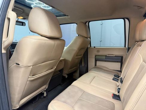 Used 2011 Ford F250 Lariat w/ Lariat Ultimate Pkg AWD/4WD image 21