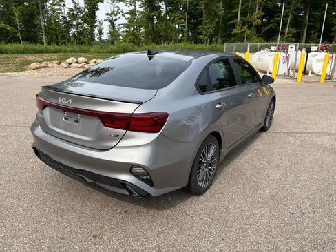 Used 2023 Kia Forte GT-Line w/ GT-Line Premium Package FWD image 4