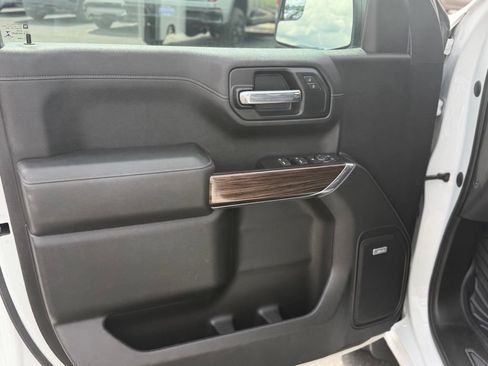Used 2021 Chevrolet Silverado 1500 RST w/ Convenience Package II AWD/4WD image 26