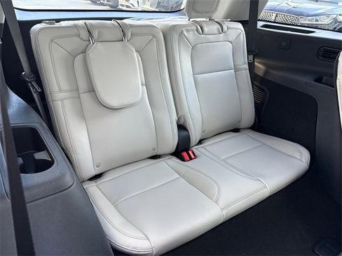 New 2026 Lincoln Aviator Reserve image 11