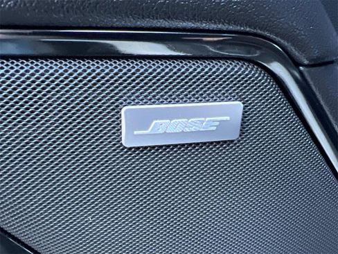 Used 2022 GMC Sierra 1500 AT4 w/ AT4 Preferred Package image 16