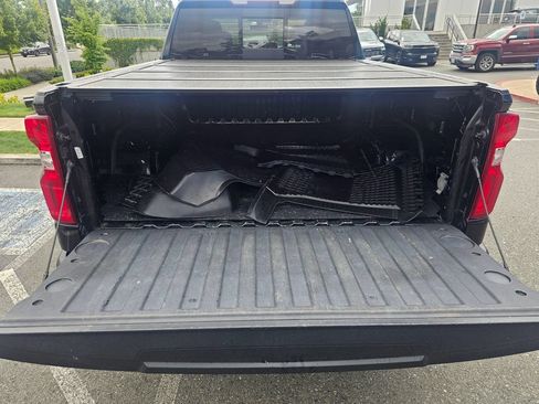 Used 2020 Chevrolet Silverado 1500 LT Trail Boss AWD/4WD image 13