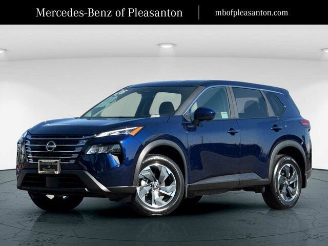 Used 2026 Nissan Rogue SV FWD image 1