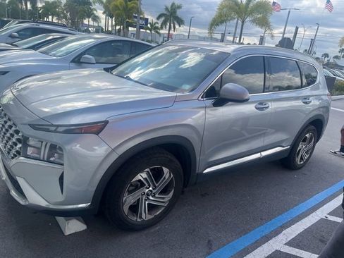 Used 2021 Hyundai Santa Fe SEL FWD image 1