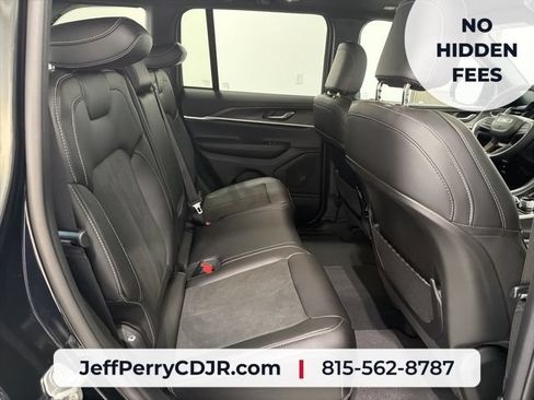New 2026 Jeep Grand Cherokee Altitude AWD/4WD image 24