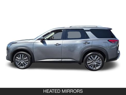 Used 2025 Nissan Pathfinder SL w/ SL Premium Package FWD image 5