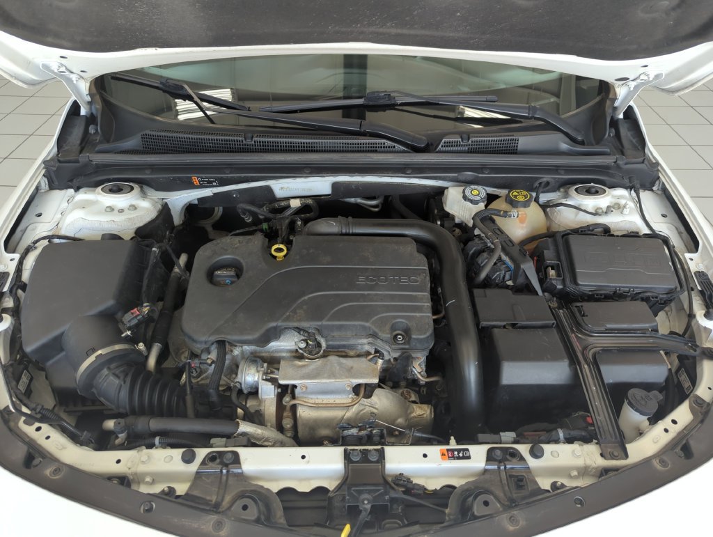 Used 2023 Chevrolet Malibu LT w/ Driver Confidence Package FWD image 26