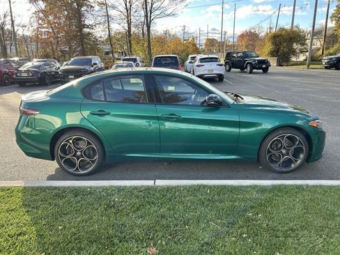New 2025 Alfa Romeo Giulia AWD w/ Driving Assist Package image 9