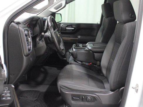 Used 2021 Chevrolet Silverado 1500 LT RWD image 3