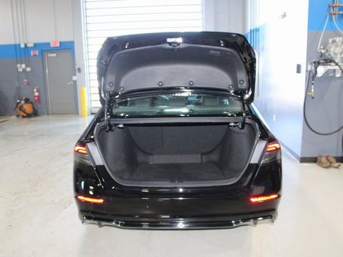 Used 2025 Honda Accord Sport image 43
