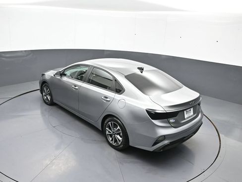 Used 2022 Kia Forte LXS w/ LXS Technology Package FWD image 38