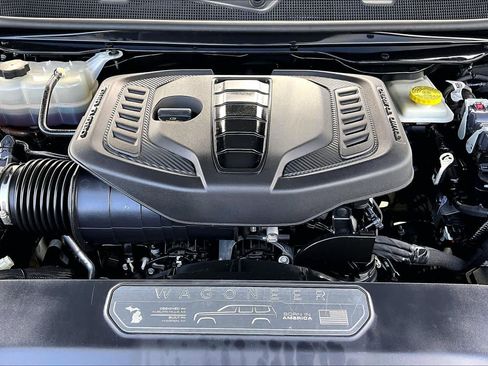 Used 2023 Jeep Wagoneer Series II RWD image 32
