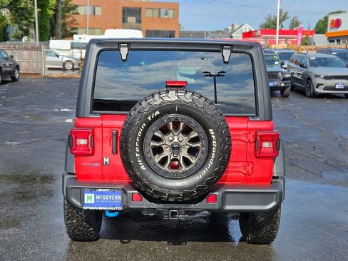 Used 2024 Jeep Wrangler Unlimited Rubicon 4xe image 4