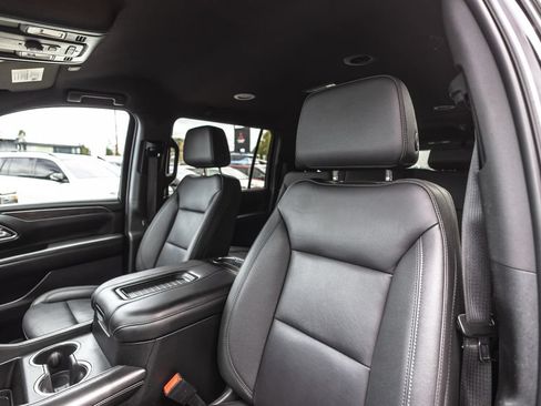 Used 2024 Chevrolet Suburban LT AWD/4WD image 20