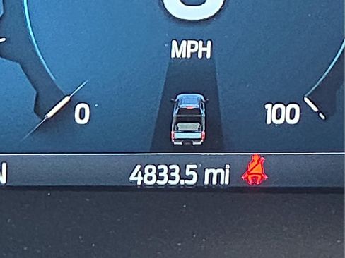 Used 2025 Ford F350 Lariat w/ Tremor Off-Road Package image 23