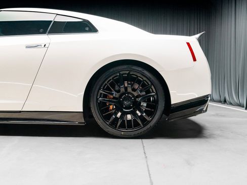 Used 2013 Nissan GT-R Black Edition image 39