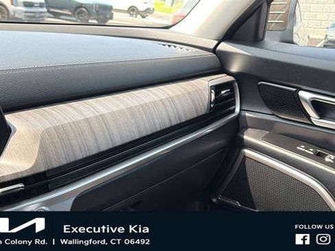 Certified 2024 Kia Telluride EX AWD/4WD image 21
