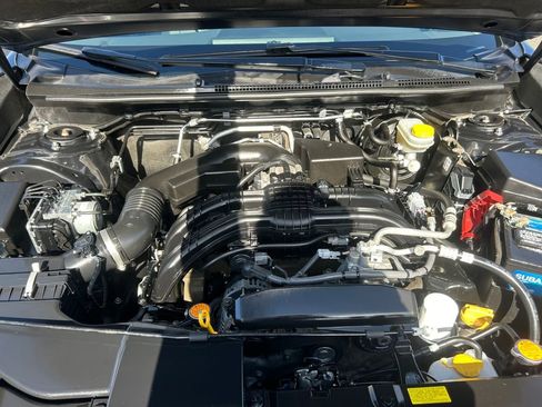 Used 2019 Subaru Crosstrek 2.0i Limited w/ Moonroof Package w/Navigation AWD/4WD image 30