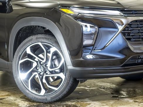 New 2026 Chevrolet Trax RS w/ Driver Confidence Package image 4