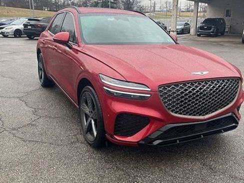 Used 2022 Genesis GV70 3.5T Sport w/ Sport Prestige Package image 9