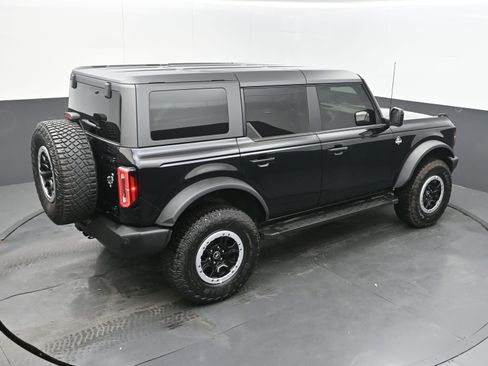 Used 2024 Ford Bronco Outer Banks w/ Sasquatch Package AWD/4WD image 34