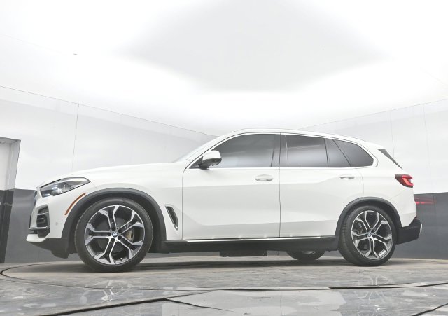 Used 2022 BMW X5 sDrive40i w/ Premium Package RWD image 48