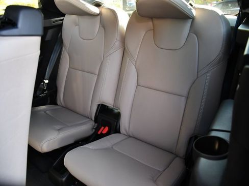 New 2026 Volvo XC90 B6 Ultra w/ Protection Package Premier image 17