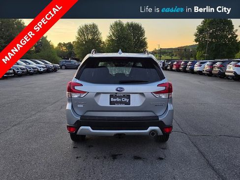 Used 2020 Subaru Forester Touring image 7