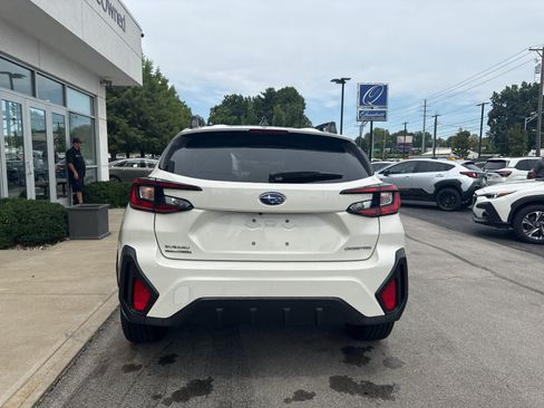 Used 2024 Subaru Crosstrek 2.0i Premium AWD/4WD image 4
