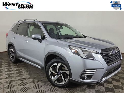 Used 2024 Subaru Forester Touring AWD/4WD image 1