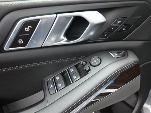 New 2026 BMW X5 sDrive40i w/ Climate Comfort Package image 13