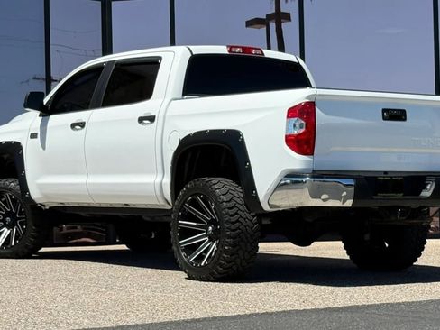 Used 2017 Toyota Tundra SR5 AWD/4WD image 7