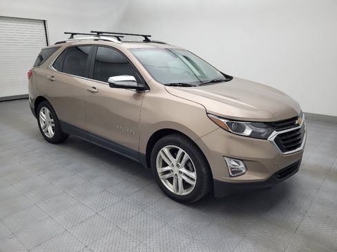 Used 2018 Chevrolet Equinox Premier FWD image 11