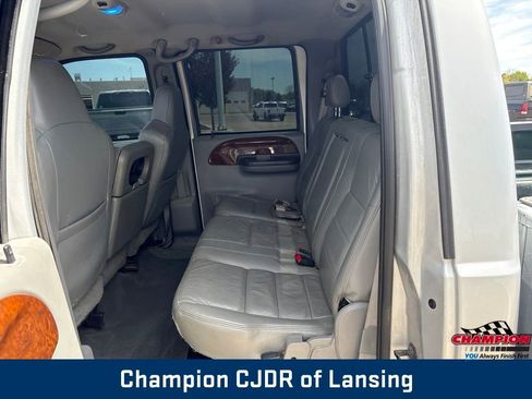 Used 2004 Ford F250 Lariat AWD/4WD image 19