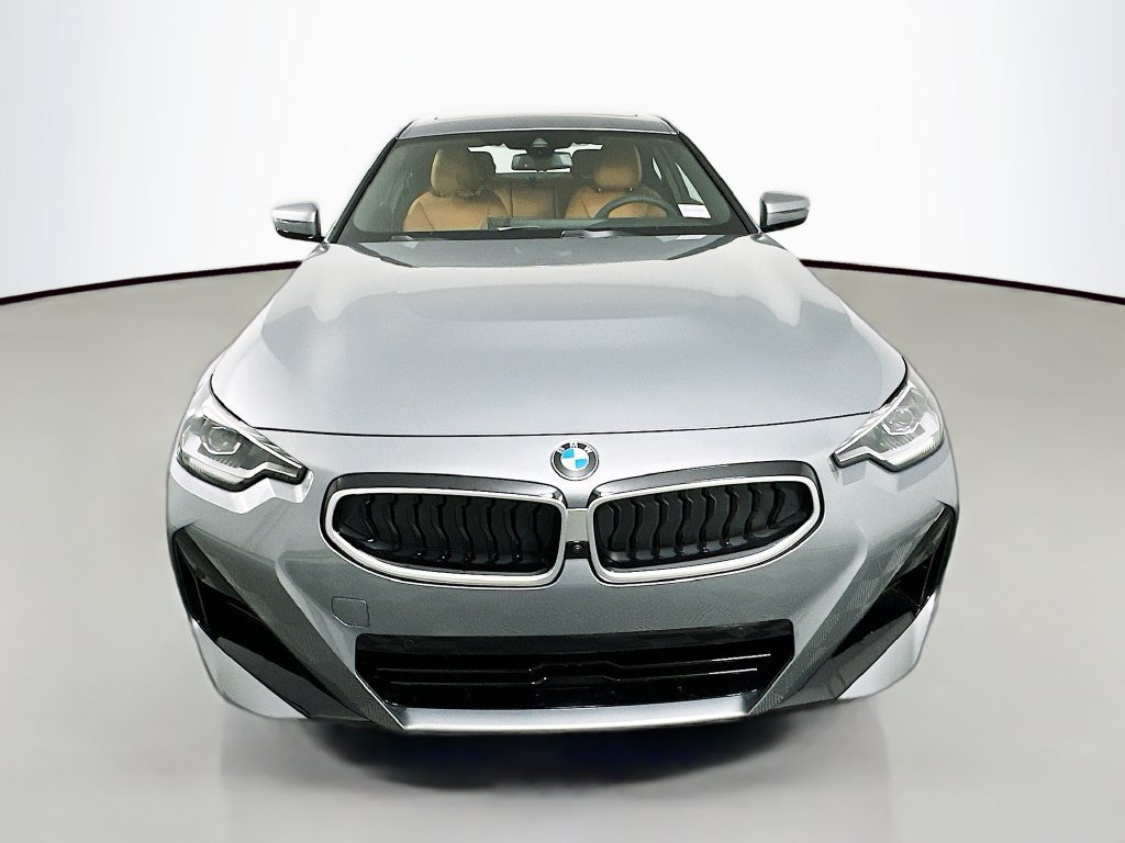 Used 2026 BMW 230i Coupe w/ M Sport Package RWD image 2