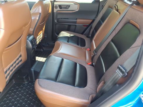 Certified 2025 Ford Bronco Sport Outer Banks w/ Outer Banks Tech Package+ AWD/4WD image 24