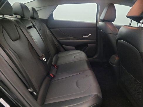 Used 2023 Hyundai Elantra Limited w/ Cargo Package image 19
