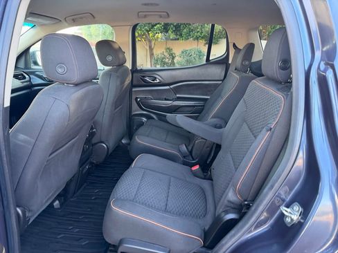 Used 2019 GMC Acadia SLE w/ Driver Alert Package I image 22