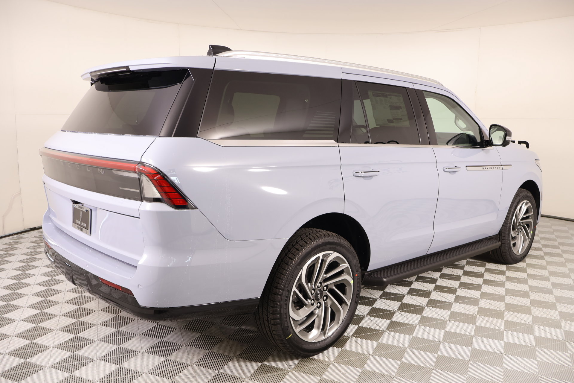 New 2026 Lincoln Navigator Premiere AWD/4WD image 22