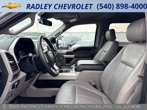 Used 2019 Ford F150 Lariat image 3