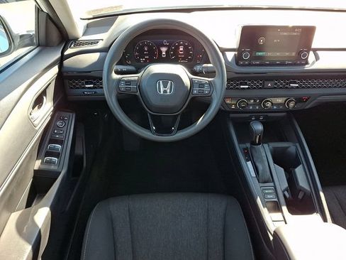 Used 2024 Honda Accord EX image 11