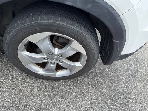 Used 2016 Honda HR-V EX image 13