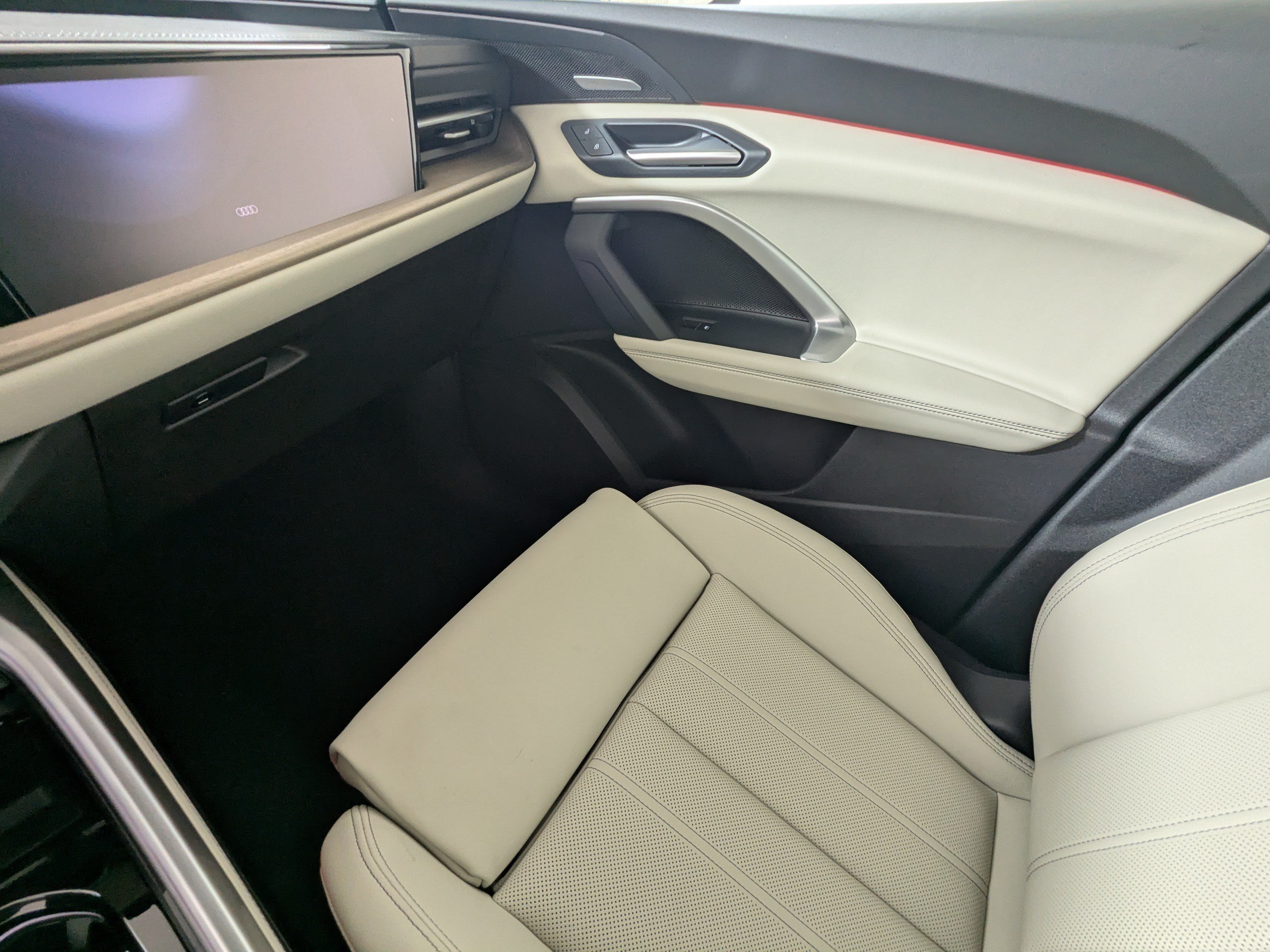 New 2026 Audi Q5 Premium Plus AWD/4WD image 12