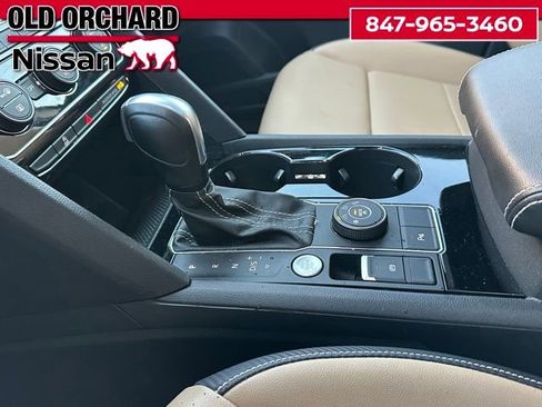 Used 2022 Volkswagen Atlas Cross Sport SEL R-Line image 16