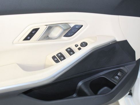 Used 2025 BMW 330i xDrive Sedan image 26