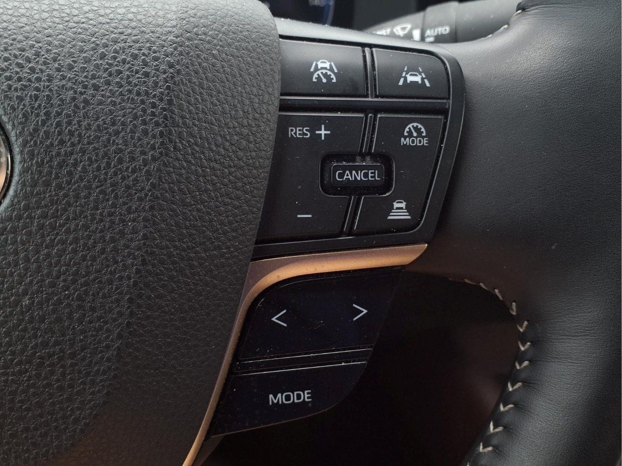 Certified 2024 Toyota Crown AWD/4WD image 22