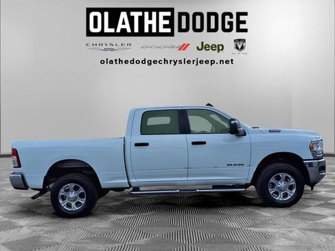 Used 2024 RAM 2500 Big Horn image 30